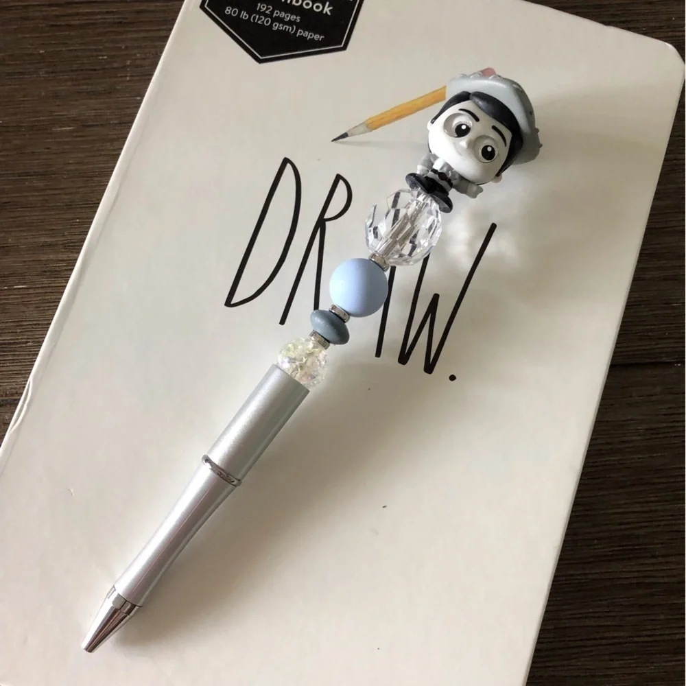 Disney doorables: Toy Story: Woody’s Round Up: Woody handmade beaded pen